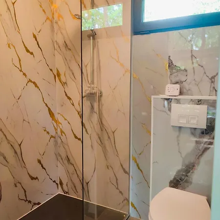 Luxe Midden In De Holiday home *