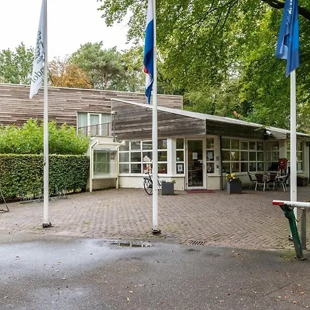 Luxe Midden In De Holiday home